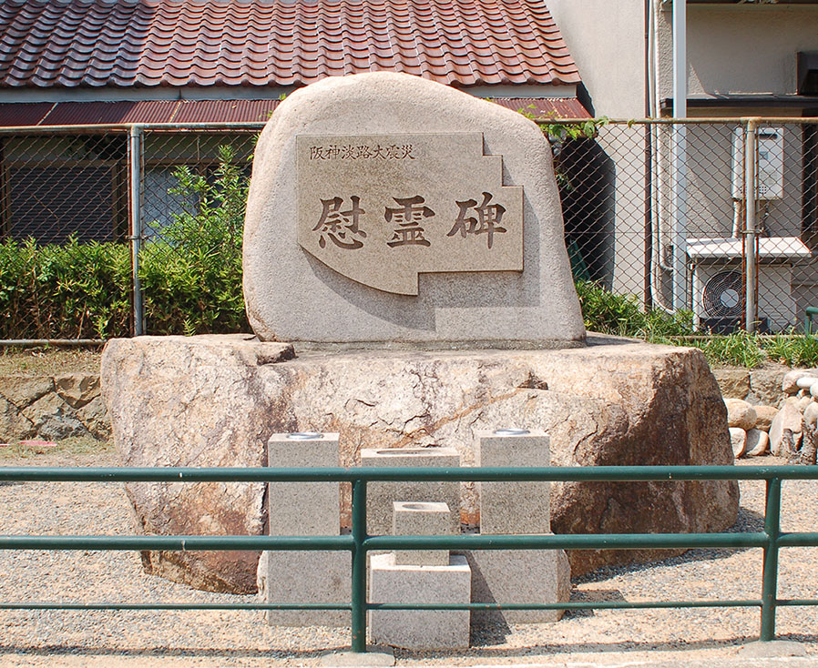 e0158128_0541440.jpg
