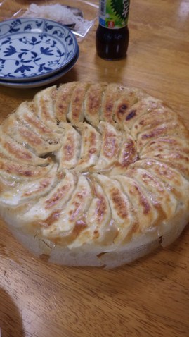ベントレーごっこと餃子。_a0045293_13173127.jpg