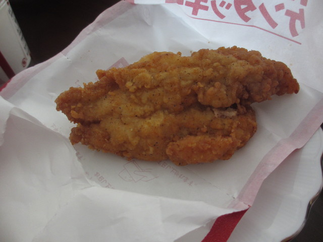 骨なしケンタッキーとMoetで休日ランチ_c0212604_13573984.jpg