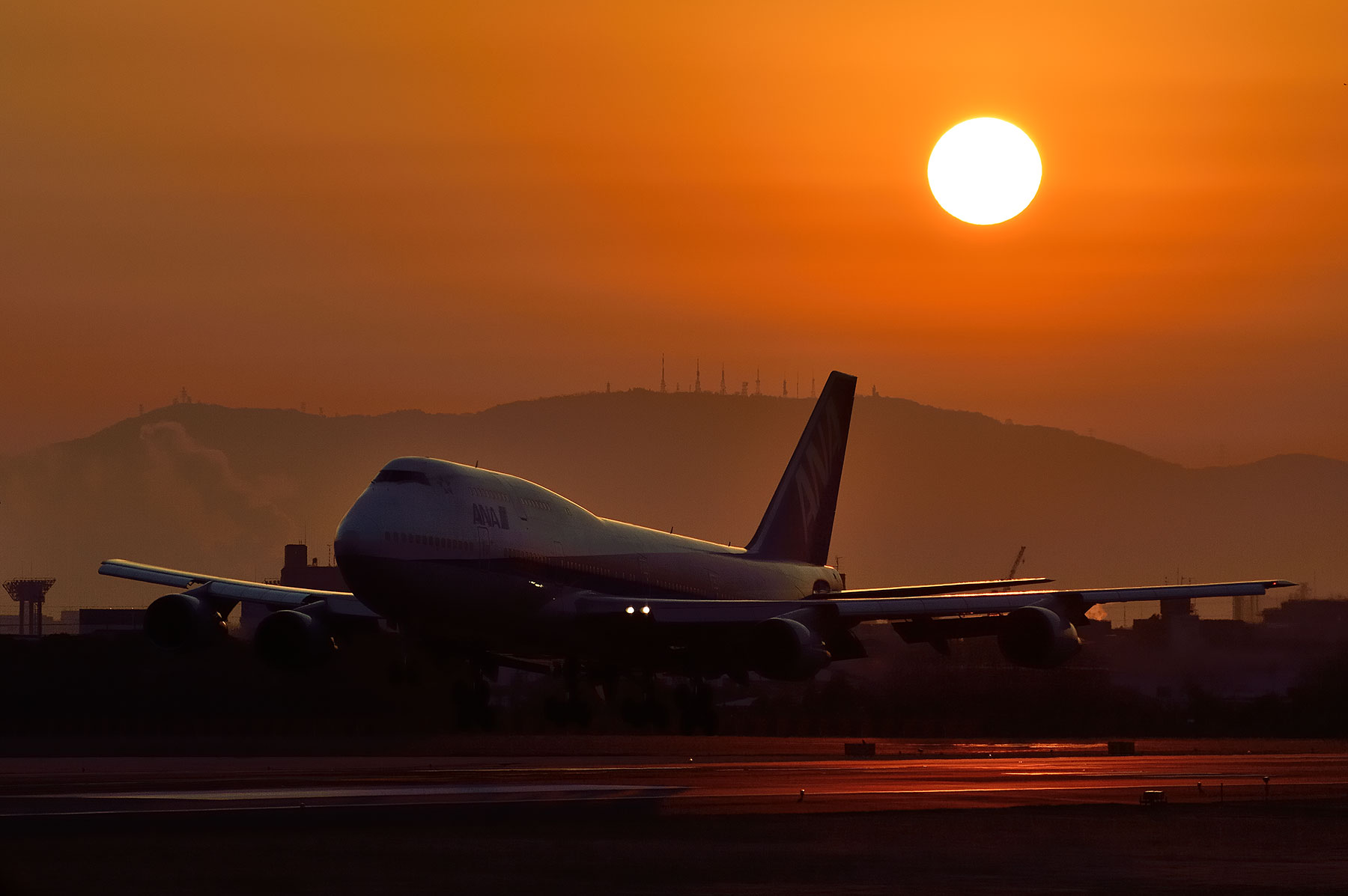 BOEING 747-400D / JA8961 -747伊丹イベント①- : SKY LOUNGE BOEING 747-400D / JA8961 -747伊丹イベント①- : SKY LOUNGE
