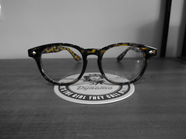 GLASSES_c0289919_1555632.jpg