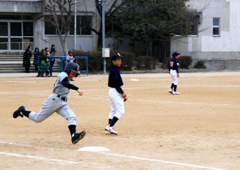 母校との初試合_e0103024_17203362.jpg