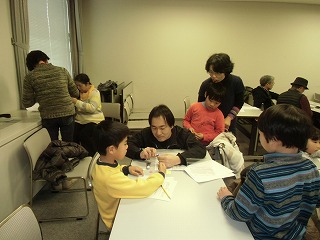 関市立図書館でコマ体験!_a0272042_1932296.jpg