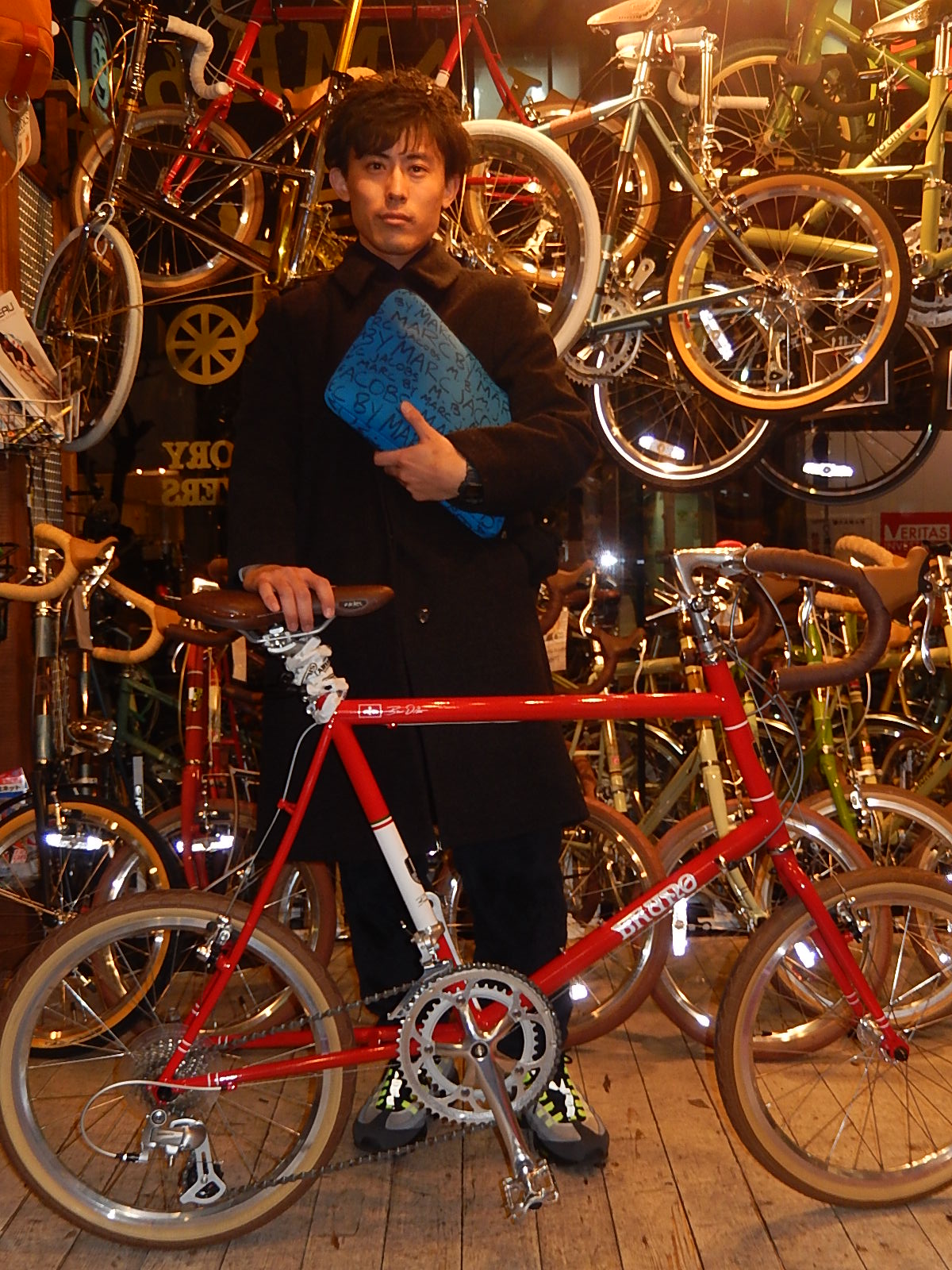 1月18日　渋谷　原宿　の自転車屋　FLAME bike前です_e0188759_11543432.jpg