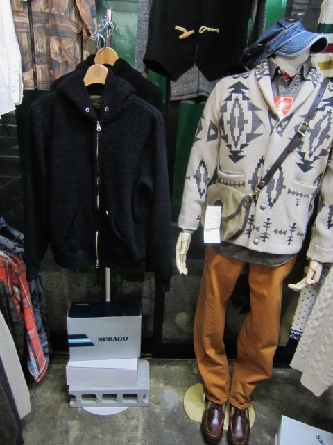 BLACK PILE ZIP PARKA (MADE IN USA) ・・・ 絶品★です~(^^♪_d0152280_18345426.jpg