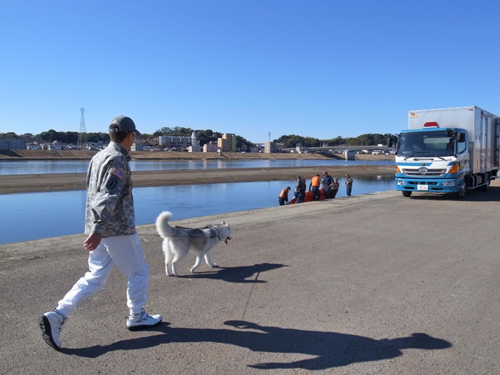 ご近所ピクニック_c0049299_20285723.jpg