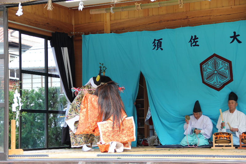 日本神話の旅　【須佐神社】_c0011649_1244635.jpg