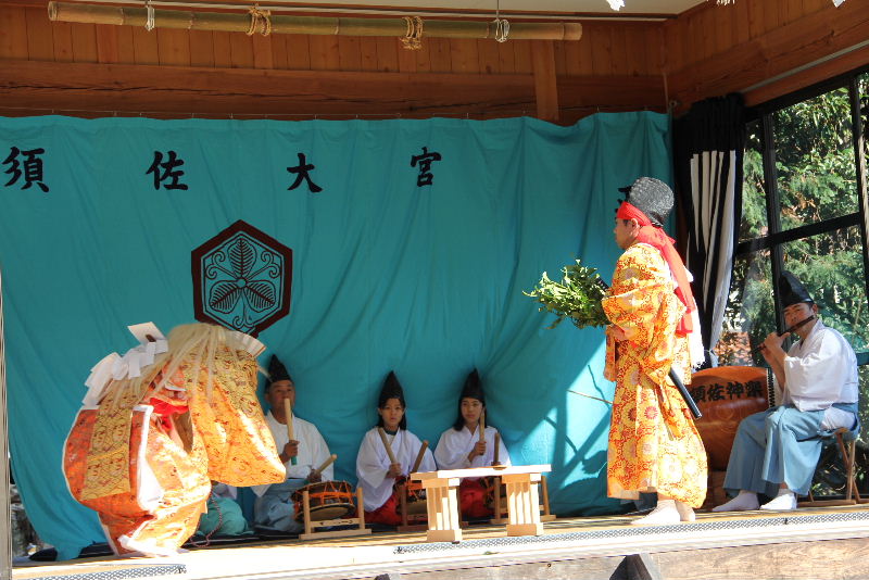 日本神話の旅　【須佐神社】_c0011649_125315.jpg