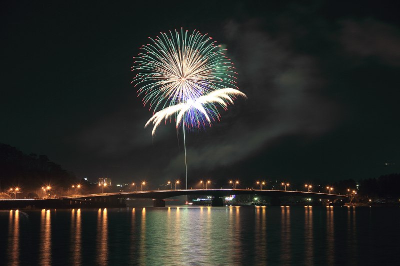 河口湖の冬花火_a0188405_11331455.jpg