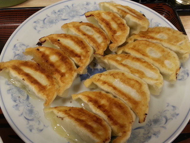 1/19 ダブル餃子定食ライス大盛り¥550@餃子の満洲聖蹟桜ヶ丘店_b0042308_22431434.jpg