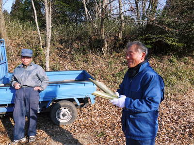 「御願立て」と「どんどや」 熊本県菊池市伊牟田の年行事_a0254656_17103669.jpg