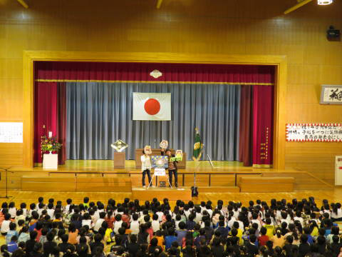 2013-10-20　富山市立神明小学校創立記念式典で紙芝居_e0026056_1745466.jpg