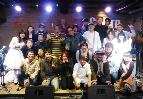2013年・カラフル年末ライブ、2日目のライブレポpart2♪_e0188087_344371.jpg