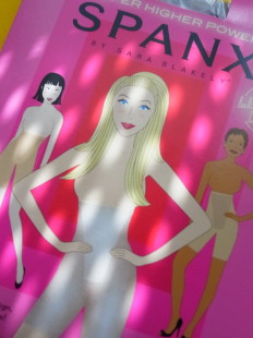 マストアイテムSPANX！　かわいく、楽しく、おしゃれな世界観で最高の美を演出♪_c0172698_1829091.jpg