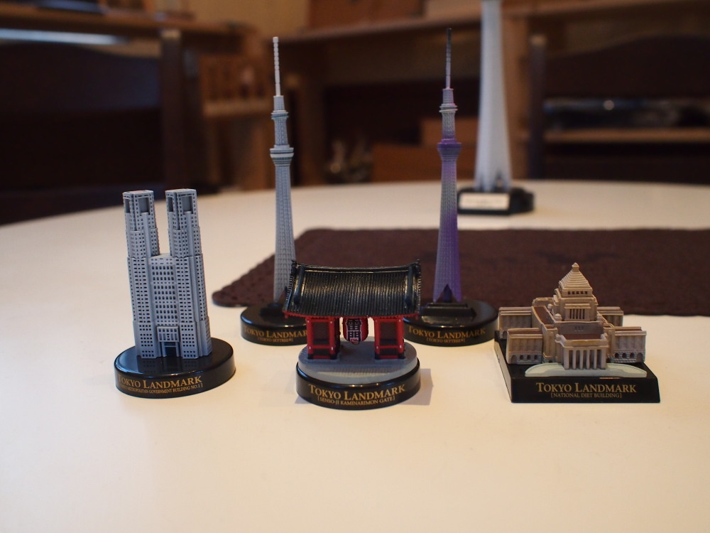 海洋堂「東京ランドマーク」フィギュアを持ってきてくれたお客さんに・・_f0276498_11284351.jpg
