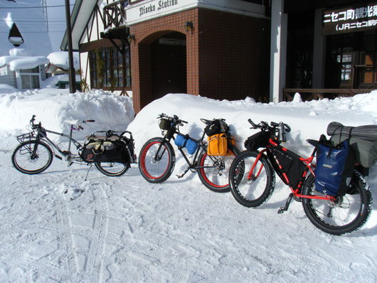 雪道自転車限定！羊蹄山４分の３周輪行ツアー２０１４　その２_c0237410_1142290.jpg