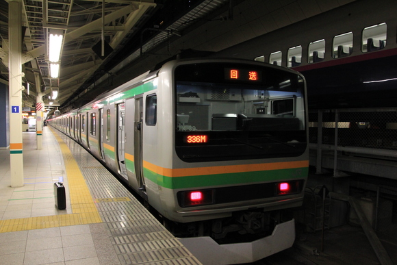 E231系 東京駅到着!_d0202264_2224365.jpg