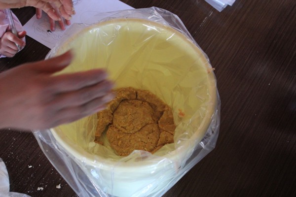 椿農場の味噌づくり_c0310571_16204801.jpg