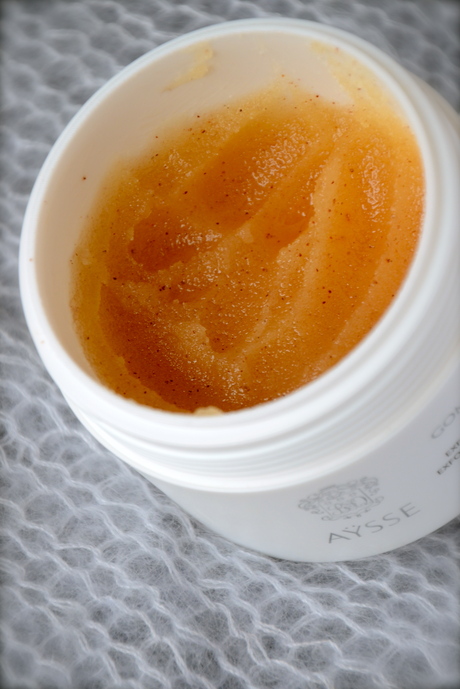 AYSSE, cosmétique du champagne - シャンパンでスキンケア『アイース』_a0231632_1811721.jpg