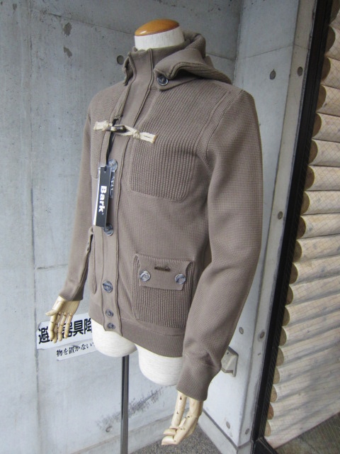 Bark ・・・ 春仕様のKNIT DUFFLE JKT 入荷!今・世界で注目のBRAND です!!_d0152280_184882.jpg