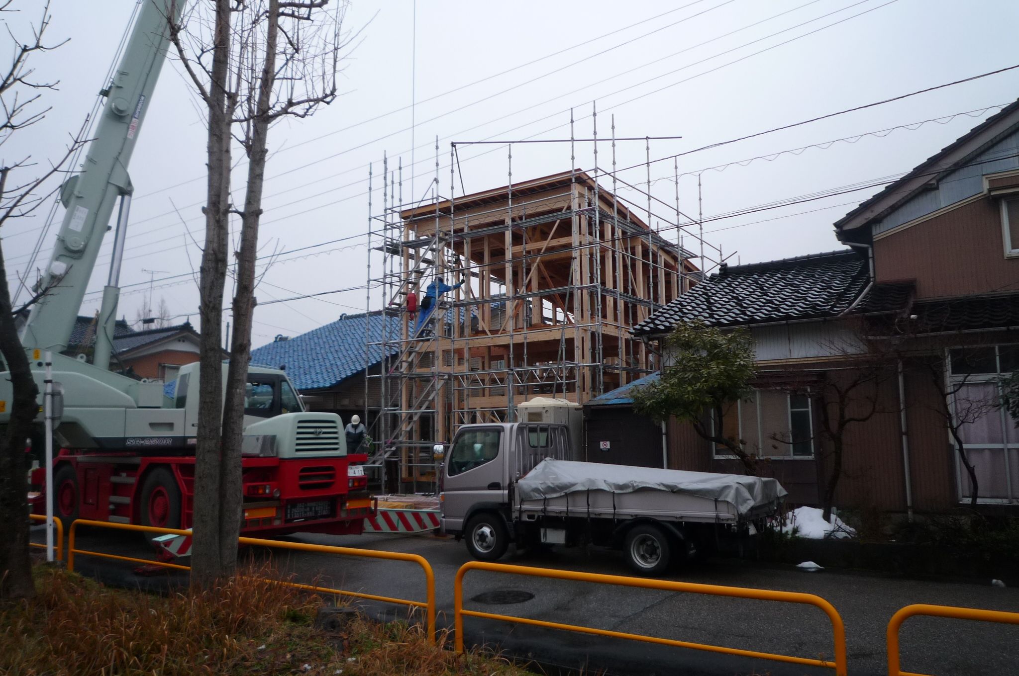 建て方_e0030180_8271916.jpg