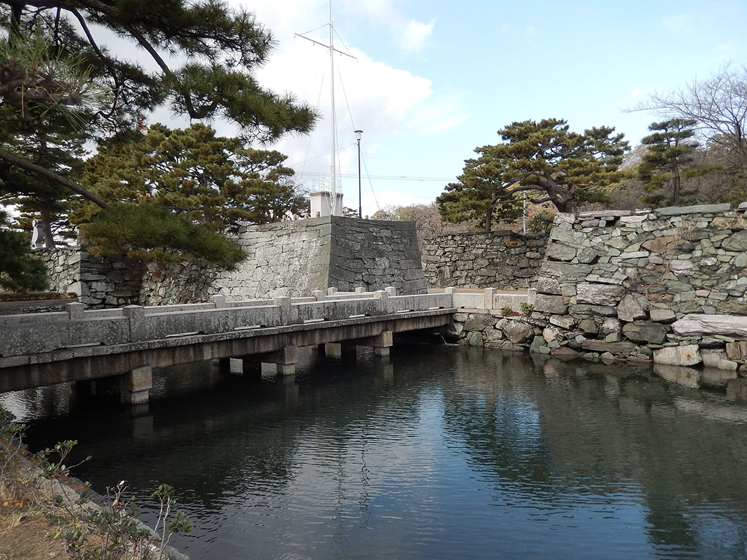 年の瀬の阿波国紀行備忘録 その2 「徳島城跡」_e0158128_21353482.jpg