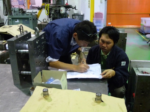 タイニッタM&Tの射出成形用金型製作工場の今_b0100062_15271757.jpg