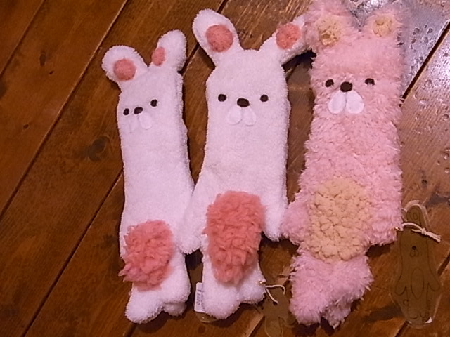 うさぎとぶた展あと2週間です。作品いろいろご紹介_d0322493_9521870.jpg