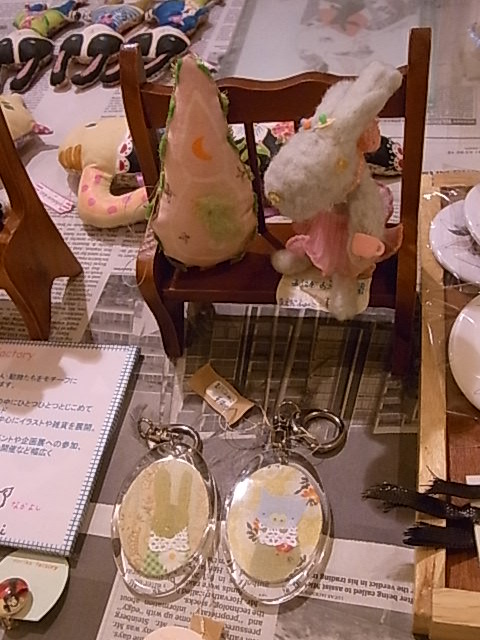 うさぎとぶた展あと2週間です。作品いろいろご紹介_d0322493_954968.jpg