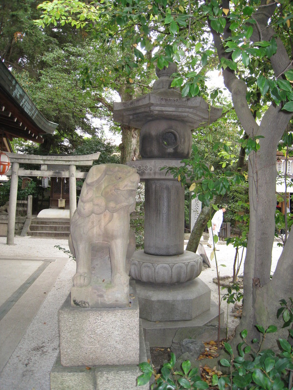 白峯神宮(しらみねじんぐう)_d0287413_17493276.jpg