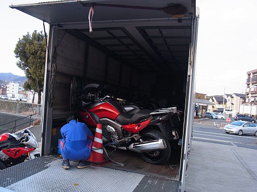 梅春商戦!新車が続々入荷中・・・・。_e0254365_1129167.jpg