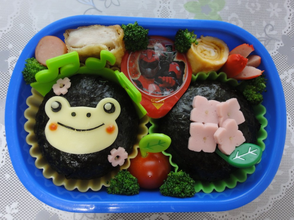 キャラ弁＊カエル＆アジサイお弁当☆_f0285497_17432861.jpg