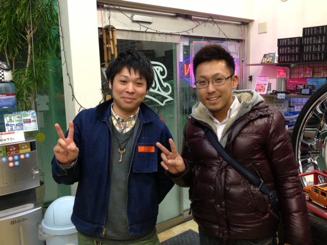 1月26日(日)月末に、続々とご成約~!!阿部ちゃんニコニコブログ★ランクル ディーゼル ハマー★_b0127002_173886.jpg