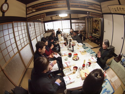 お寺で新年互礼会_c0116915_064213.jpg