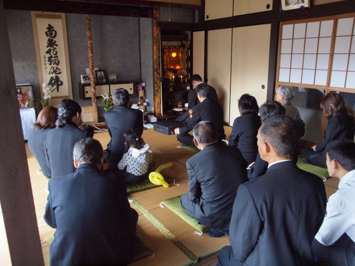 親戚の法事_c0116915_23143669.jpg