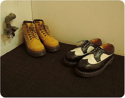 LACOSTE, Levi\'s, Dr.Martens_c0220830_1357398.jpg