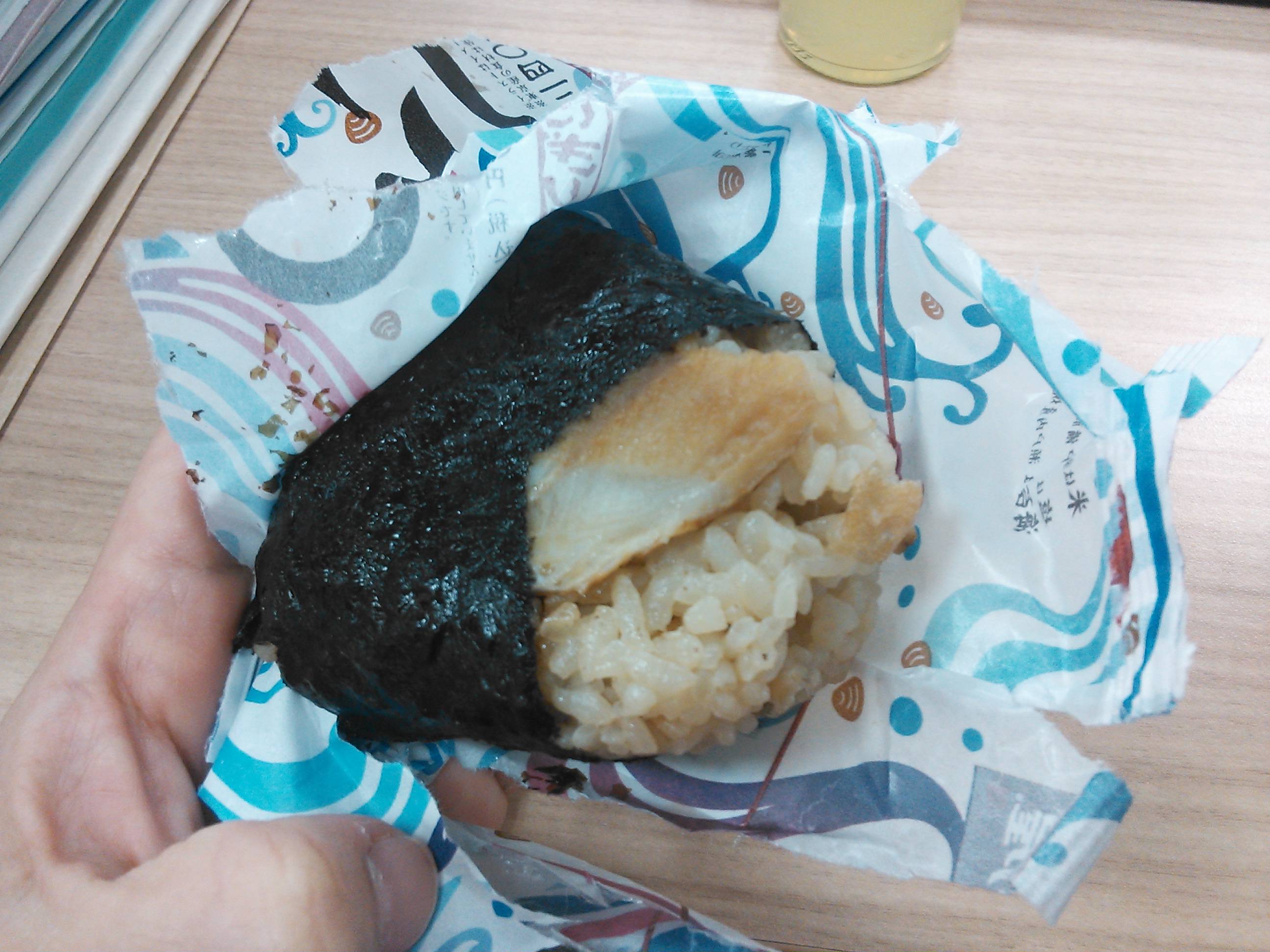 月曜のコンビニめし_c0212604_23142840.jpg