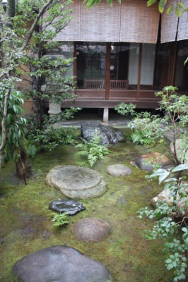 冬の露地(茶庭)_b0199526_12471992.jpg
