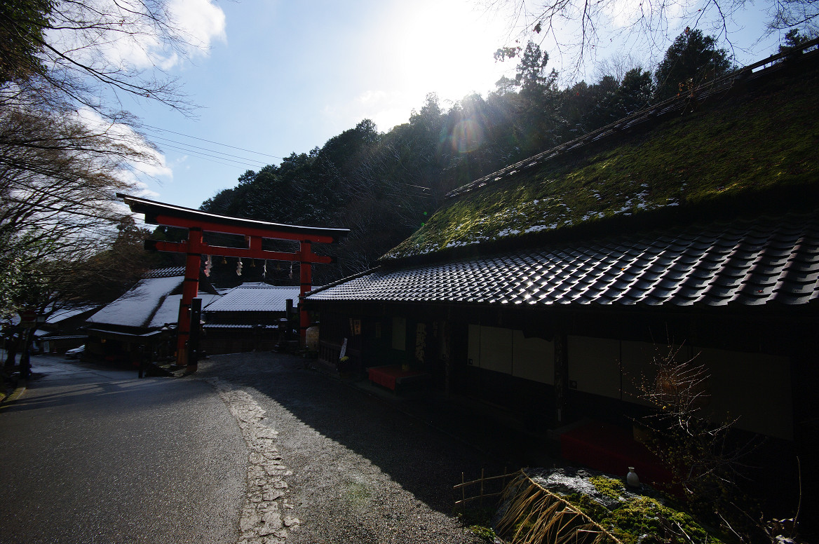 雪の鳥居本..._f0152550_23231357.jpg