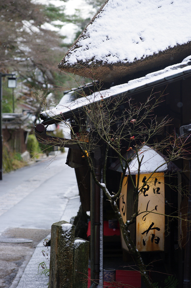 雪の鳥居本..._f0152550_23234669.jpg