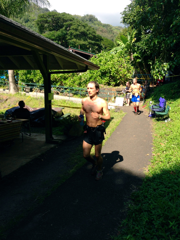 2014/01/18-19 Mountain Running Trip in Oahu of Hawaii Day.2-3 HURT2014-Makiki Trail_b0220886_22483355.jpg