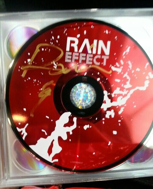 D-10 Rain Official Fanmeeting in Yokohama_c0047605_834989.jpg