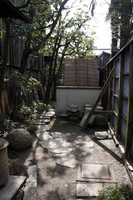 冬の裏庭_b0199526_14191021.jpg