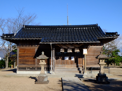 「2014年今年、136年目の遷宮 万九千(まんくせん)神社」_a0000029_12425963.jpg