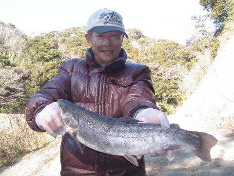 1月29日(水)晴れ、釣り日和_f0192504_17112140.jpg
