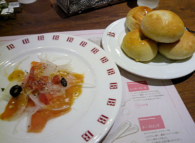 バケット　ルミネ池袋店（パン食べ放題の店）_d0039443_15491413.jpg