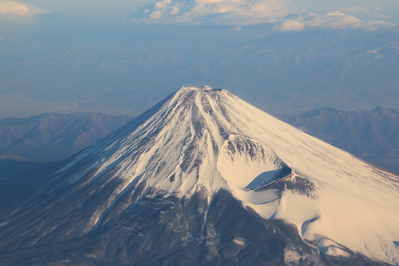 富士山 絶景・・ ANA機内から_d0202264_6342557.jpg