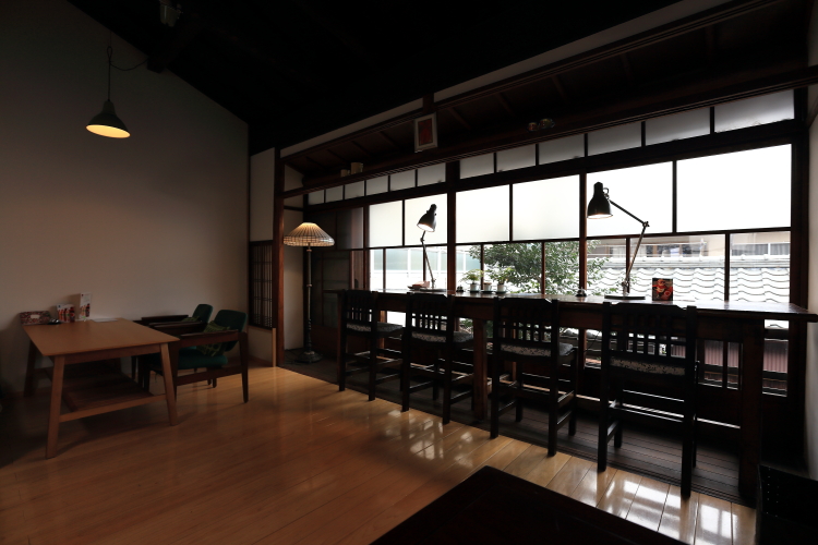 イヤサカ食堂_e0051888_7101861.jpg