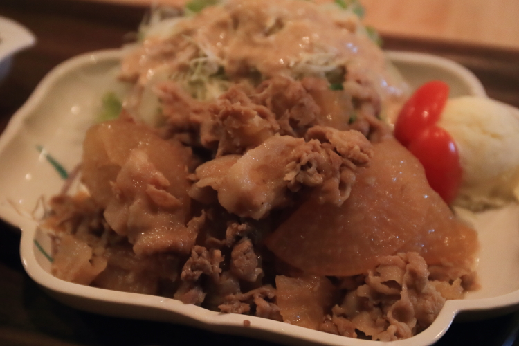 イヤサカ食堂_e0051888_7115051.jpg