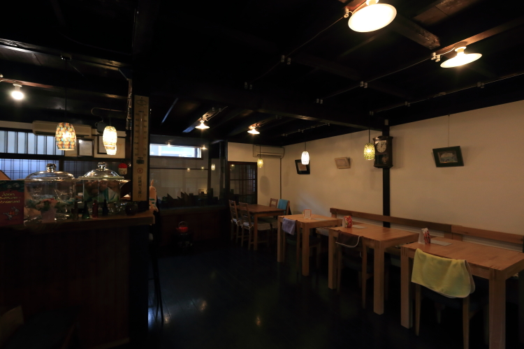 イヤサカ食堂_e0051888_785426.jpg